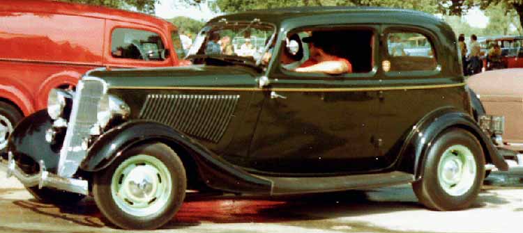 33 Ford Victoria Sedan