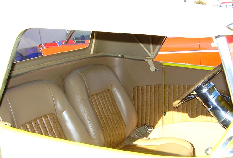 32 Ford Hiboy Roadster Custom Seats