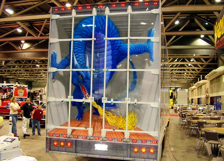 05 Kenworth 'Dragon Master' T2000 Semi Tractor Trailer