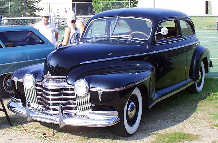 41 Oldsmobile 2dr Sedan